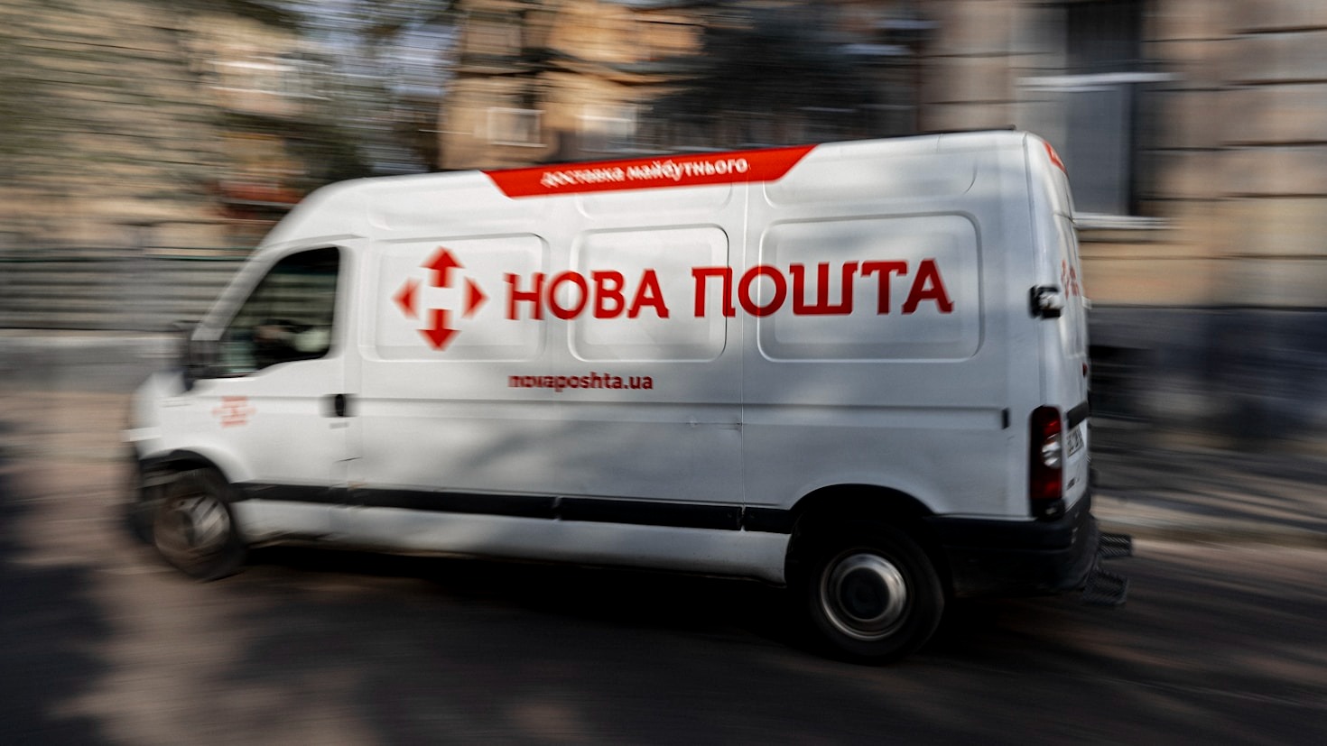 Cargo Transport Vehicles: Uses and Regulations